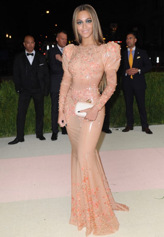 Beyonce in Givenchy Haute Couture 2